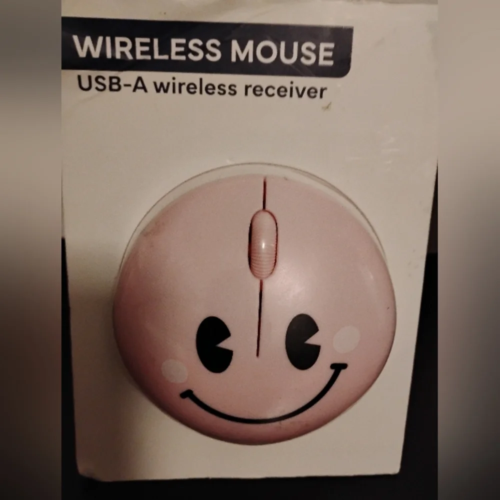 Pink Smiley Face Wireless Mouse